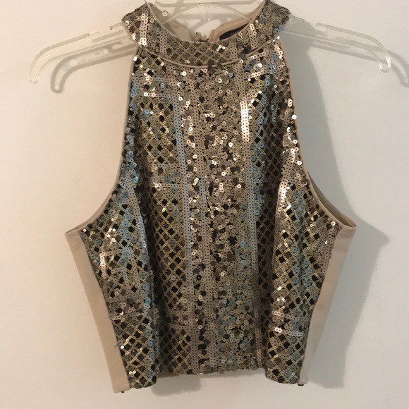 CROP TOP - Picture 1 of 2